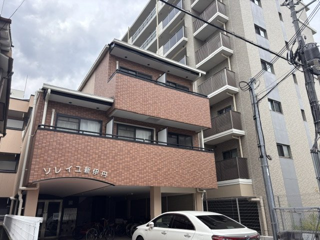 ソレイユ新伊丹の外観