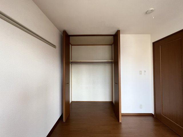 サンウィルモアの収納|南洋室クローゼット