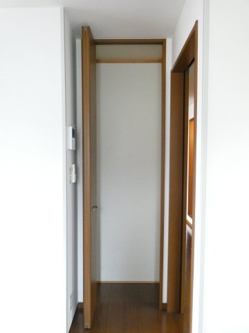 サンウィルモアの収納|リビングにある収納です。パントリーとして使用する事もできます。