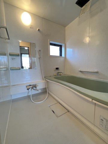 サンウィルモアの浴室|追い焚き機能付きのゆったりとした一坪風呂です。