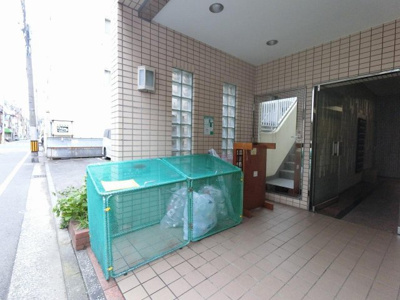 【その他共用部分】 | 朝日プラザ吉野町 | バイク置場