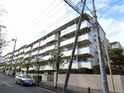 【外観】 | コンフォール東山田3号棟 | 横浜市営地下鉄グリーンライン「北山田」駅徒歩15分！