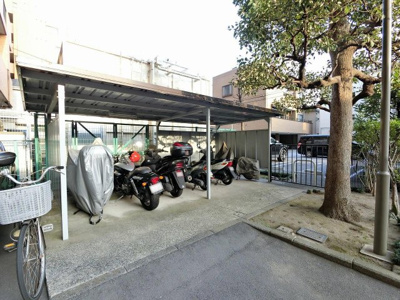 【その他共用部分】 | ライオンズマンション川崎第10 | バイク置場