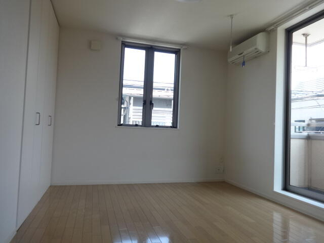 アークみのりの洋室