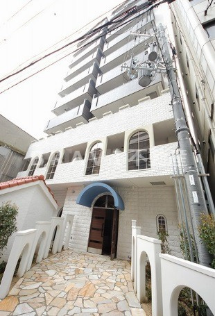 ヴィラ・リヴィエール　BRAVI不動産の外観|【ヴィラ・リヴィエール】落ち着いた雰囲気の外観です