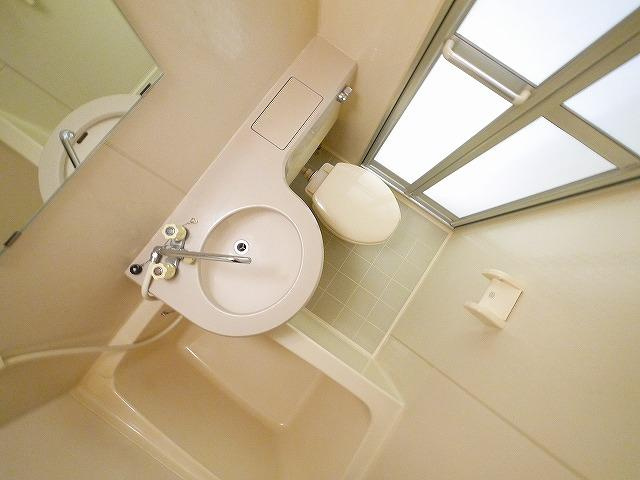 ジョイフル敷島の浴室|コンパクトで使いやすいお風呂です