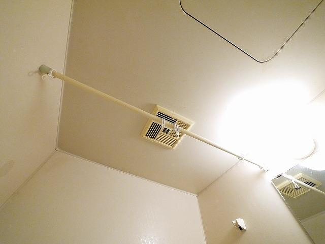 ジョイフル敷島の設備|シャワーカーテンをつけましょう