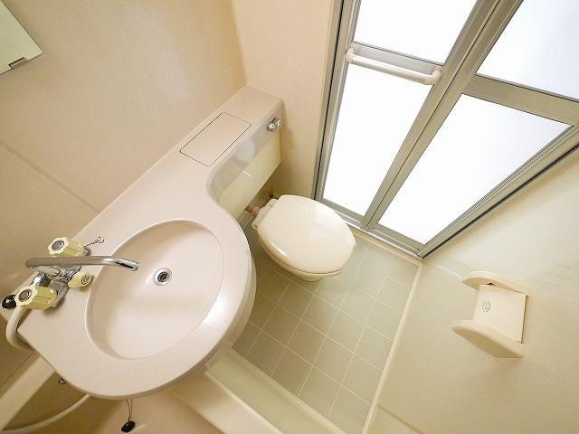 ジョイフル敷島のトイレ|清潔感のあるトイレです