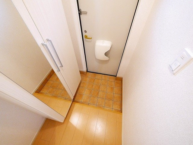 サンシャインヴィレッジ桜井　Ａの玄関|落ち着いた玄関です