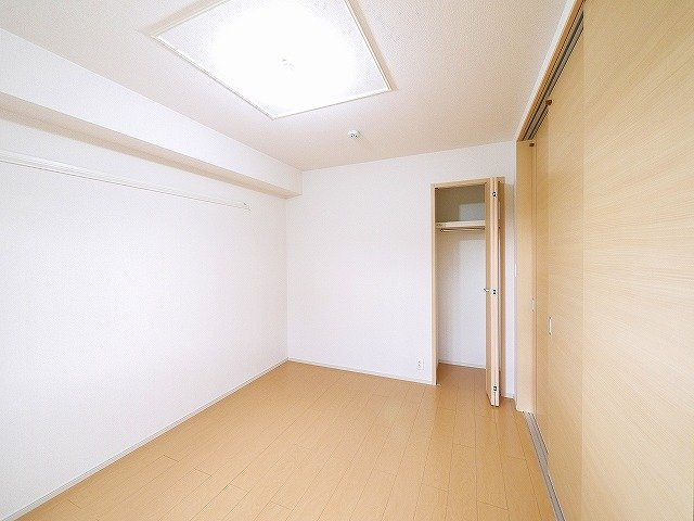 サンシャインヴィレッジ桜井　Ａの洋室|コンパクトで使いやすい洋室です