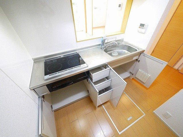 サンシャインヴィレッジ桜井　Ａのキッチン|お料理しやすいキッチンです