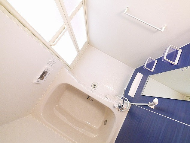 サンシャインヴィレッジ桜井　Ａの浴室|きれいなお風呂です