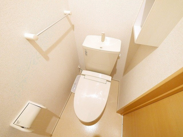 サンシャインヴィレッジ桜井　Ａのトイレ|シンプルで使いやすいトイレです