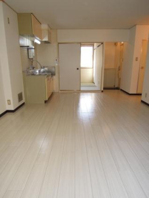 【居間・リビング】 | スカイコーポ