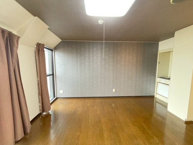ロフティ岡田