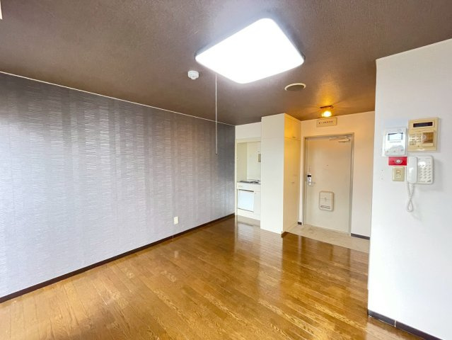 ロフティ岡田
