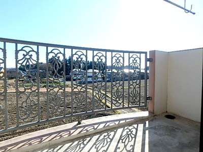 【バルコニー】 | ピュアライフエムＡ棟 | お洗濯にも便利なバルコニー付き