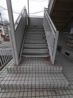 【エントランス】 | 株式会社スマイルメイトでは契約金のクレジット決済も可能です♪