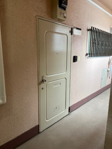 第一原嶋ビルの玄関