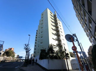 【外観】 | 9階部分・南向き・三面バルコニーにつき陽当り・通風・眺望良好です！