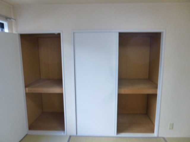 サンモールゴトー　Bの収納