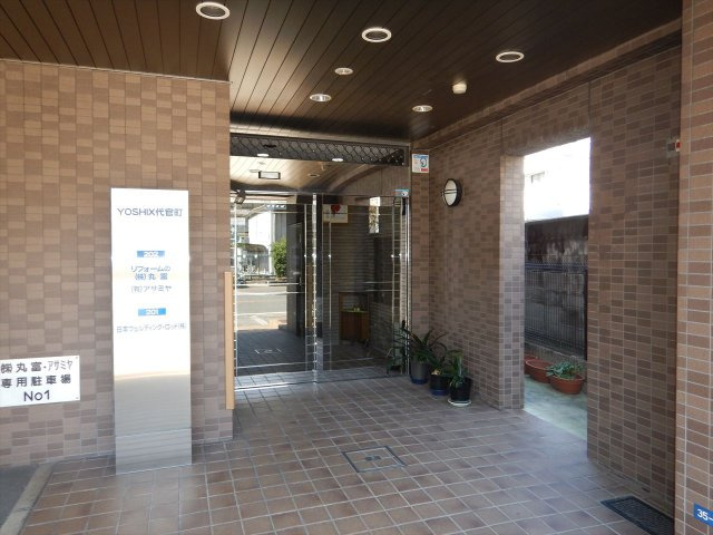 YOSHIX代官町のエントランス|YOSHIX代官町