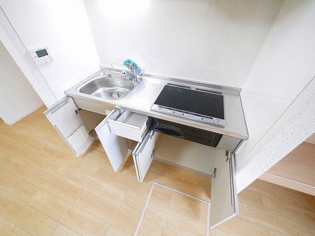 パレ・ソールのキッチン|コンロ数が多いので、お料理も快適ですね