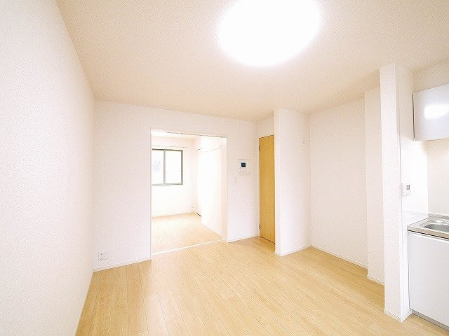 パレ・ソールの居間・リビング|明るいリビングです