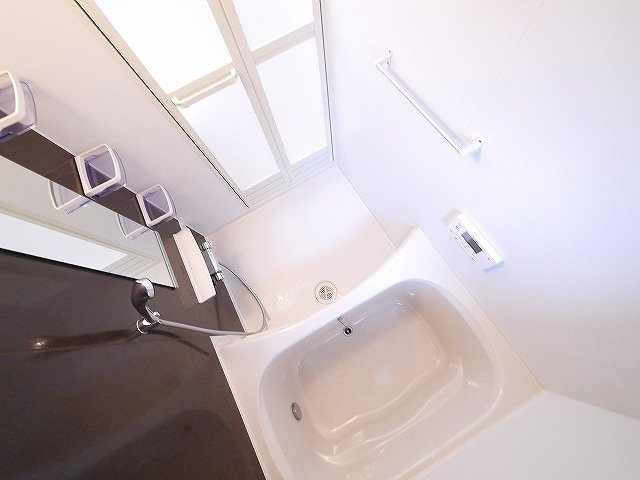 パレ・ソールの浴室|追い焚き機能付きで経済的です