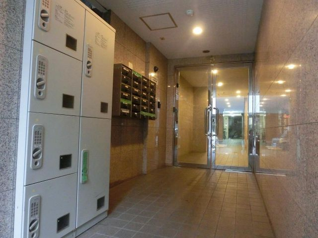 プリエ南船場のエントランス