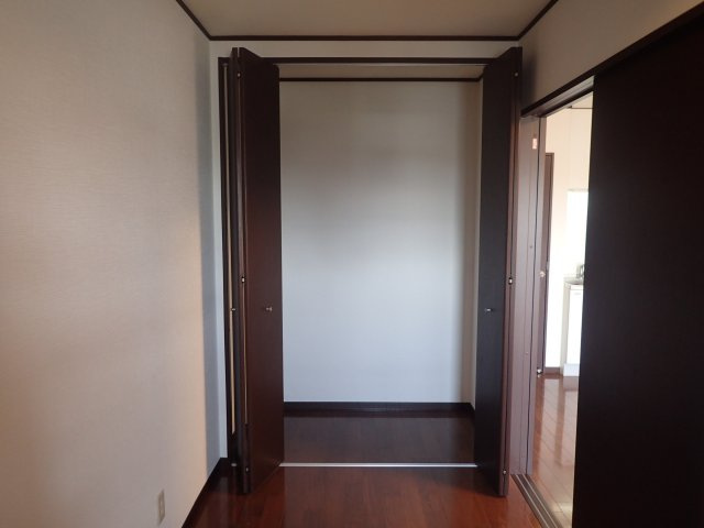 ウエスト加木屋の収納