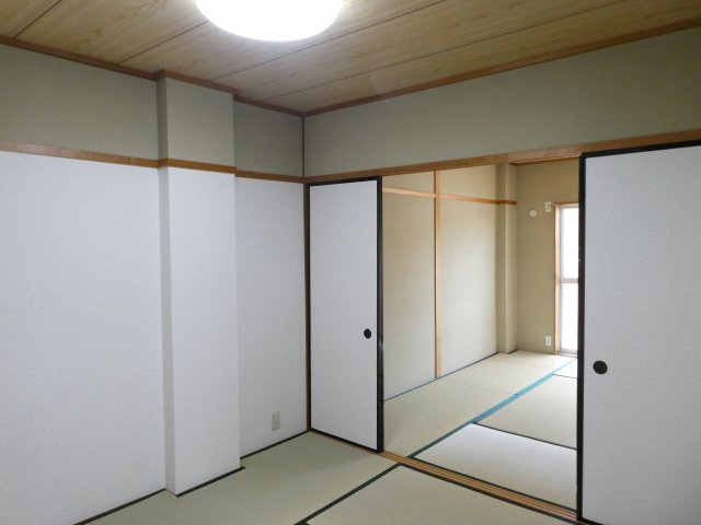 ニューライフ野々山の和室