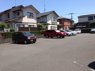 【駐車場】