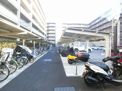 【その他共用部分】 | オーベルグランディオ横浜鶴見アリーナテラス | 駐輪場・バイク置場