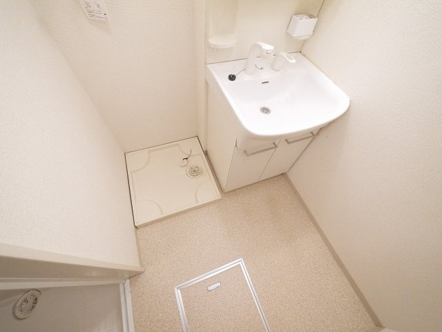 クレイドル奈良町の洗面所|広い洗面スペース