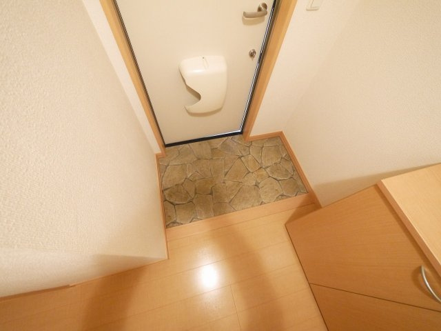 クレイドル奈良町の玄関|収納もある玄関です