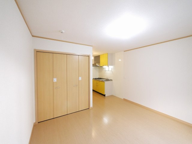 クレイドル奈良町の内装|落ち着いた色調の洋室です