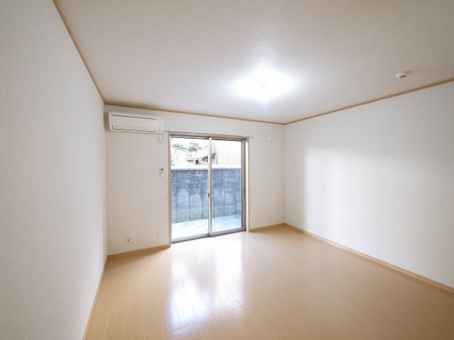 クレイドル奈良町の居間・リビング|使いやすい居間です