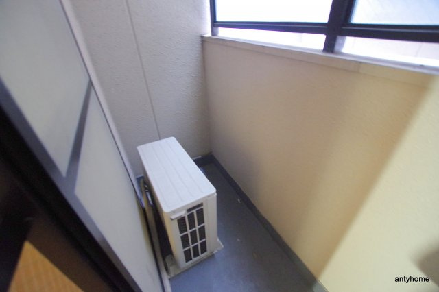 フローラルステージ同心町　仲介手数料無料のバルコニー