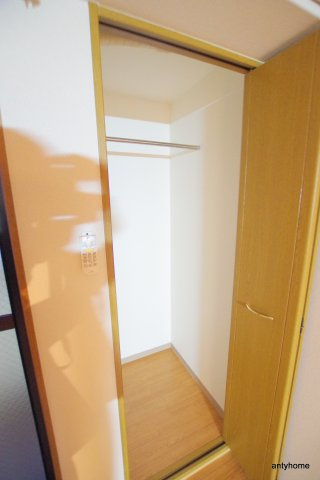 フローラルステージ同心町　仲介手数料無料の収納