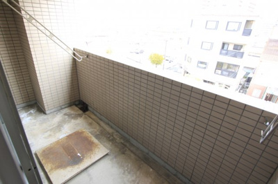 【バルコニー】 | シティロイヤル近鉄下田駅前 | 広々としたバルコニーです