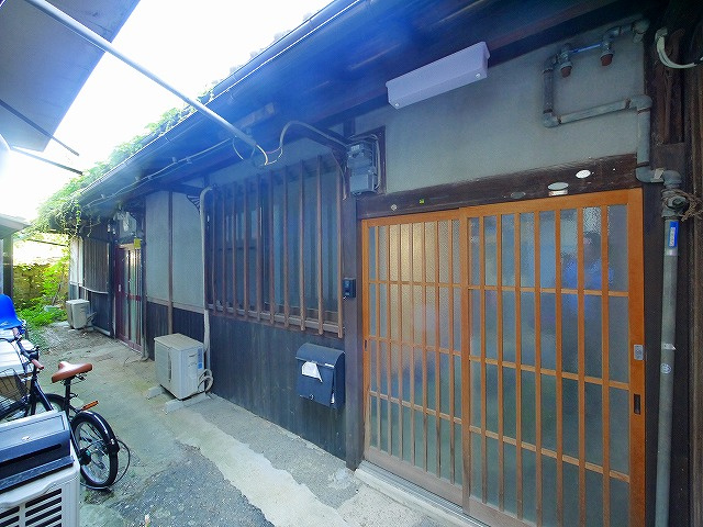 薬師堂町戸建て
