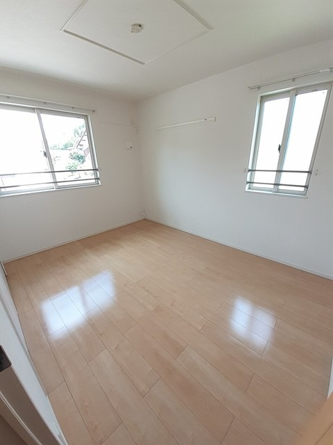 Ｍ’ｓ　ｇａｒｄｅｎ　檜山の洋室