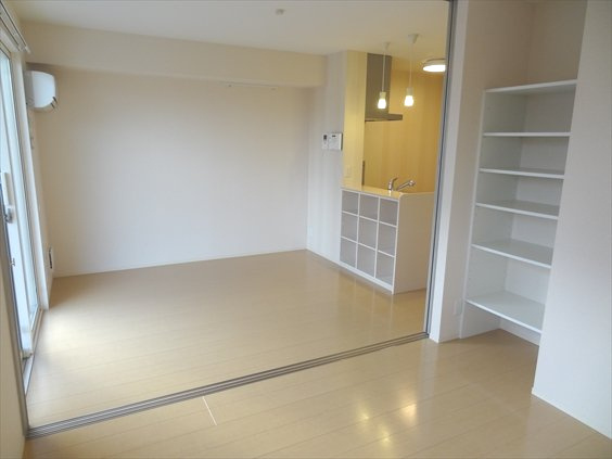 カーサアリエッタA･B･C　B棟の居間・リビング