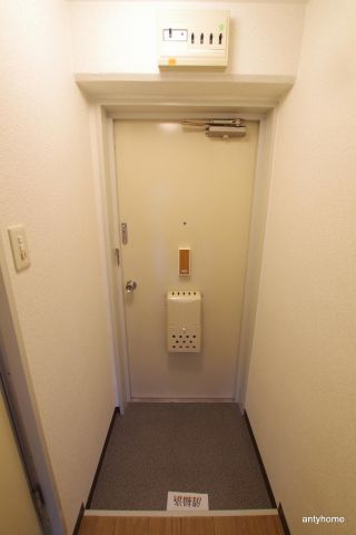 プラディオ長柄　仲介手数料無料の玄関