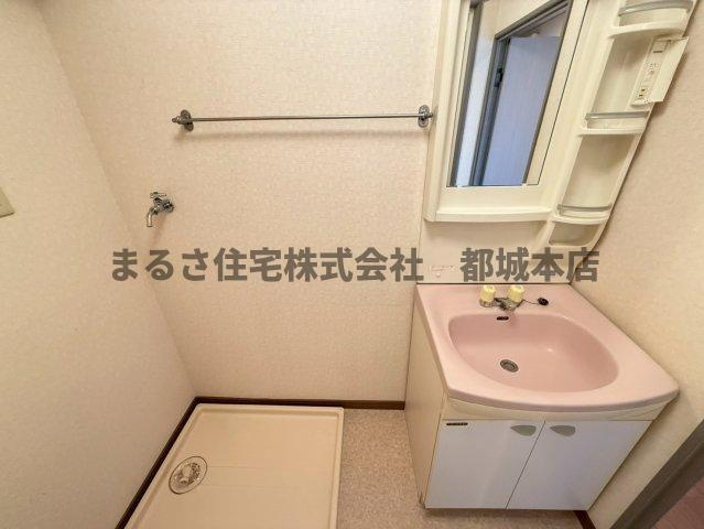 サンクリアマンション晴の独立洗面台