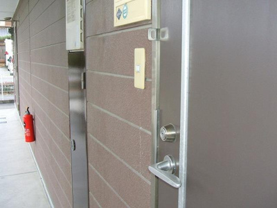 【エントランス】 | Ｓｕｒｐｌｕｓ　Ｔｗｏ　Ａｍａｎｏ