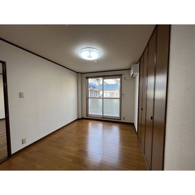 【居間・リビング】 | Ｓｕｒｐｌｕｓ　Ｔｗｏ　Ａｍａｎｏ | シンプルで使いやすいトイレです