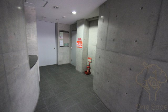 マインズ・コム南森町のロビー