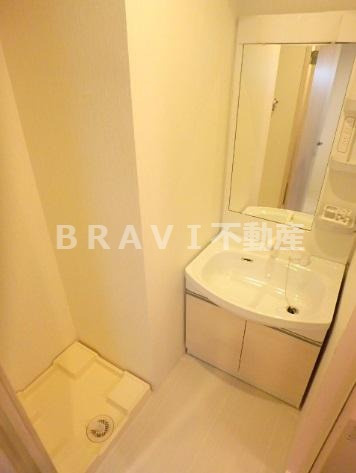 ウエンズ玉造EST（ウエンズ玉造エスト）　BRAVI不動産の洗面所|【ウエンズ玉造EST】ゆったりとスペースのある洗面所